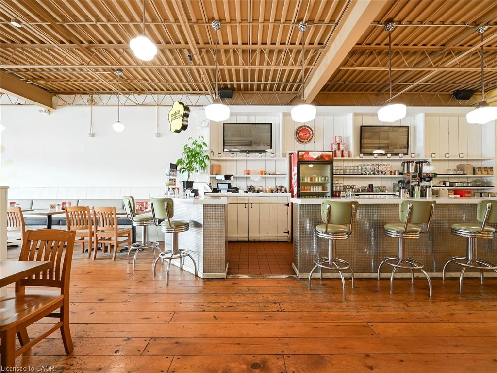 10a-1375 Southdown Road Property Photo 19