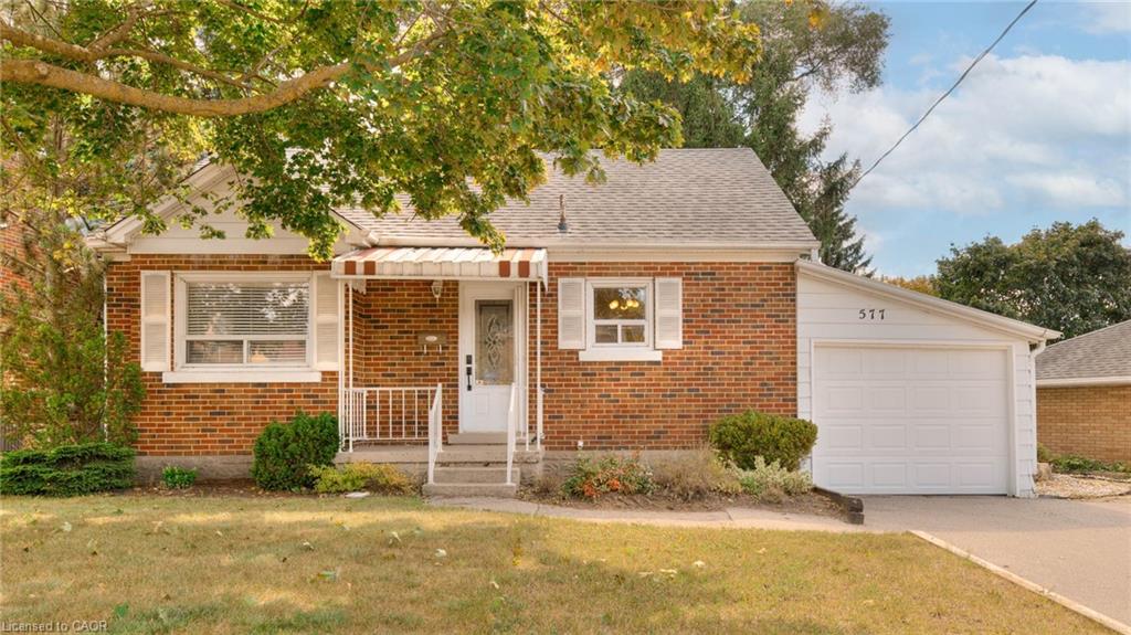 577 Stirling Avenue S Property Photo 1