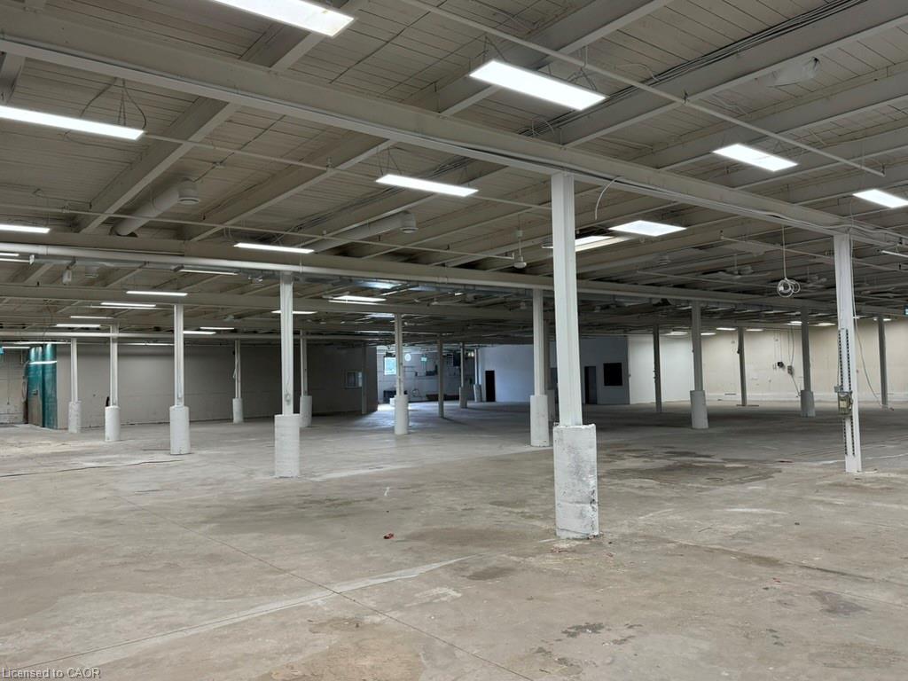 B-5900 Thorold Stone Road Property Photo 2