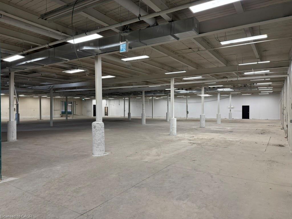 D-5900 Thorold Stone Road Property Photo 3