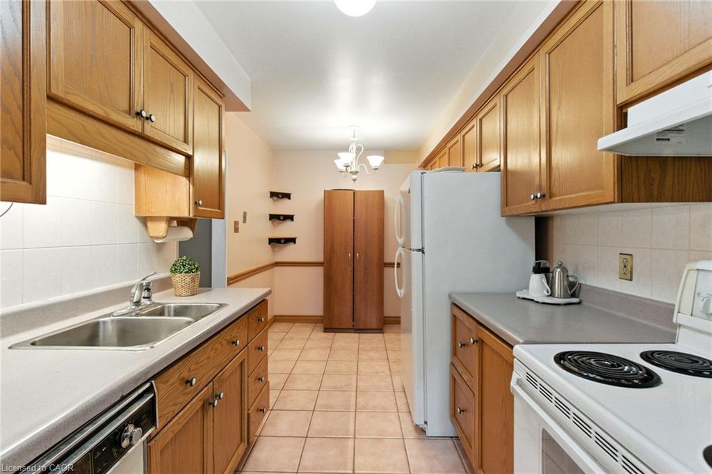 5-3008 Palmer Drive Property Photo 12