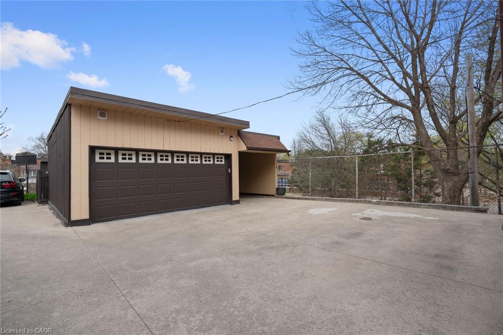 14 Churchill Avenue Property Photo 4