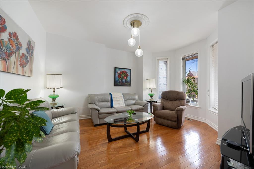 14 Churchill Avenue Property Photo 6