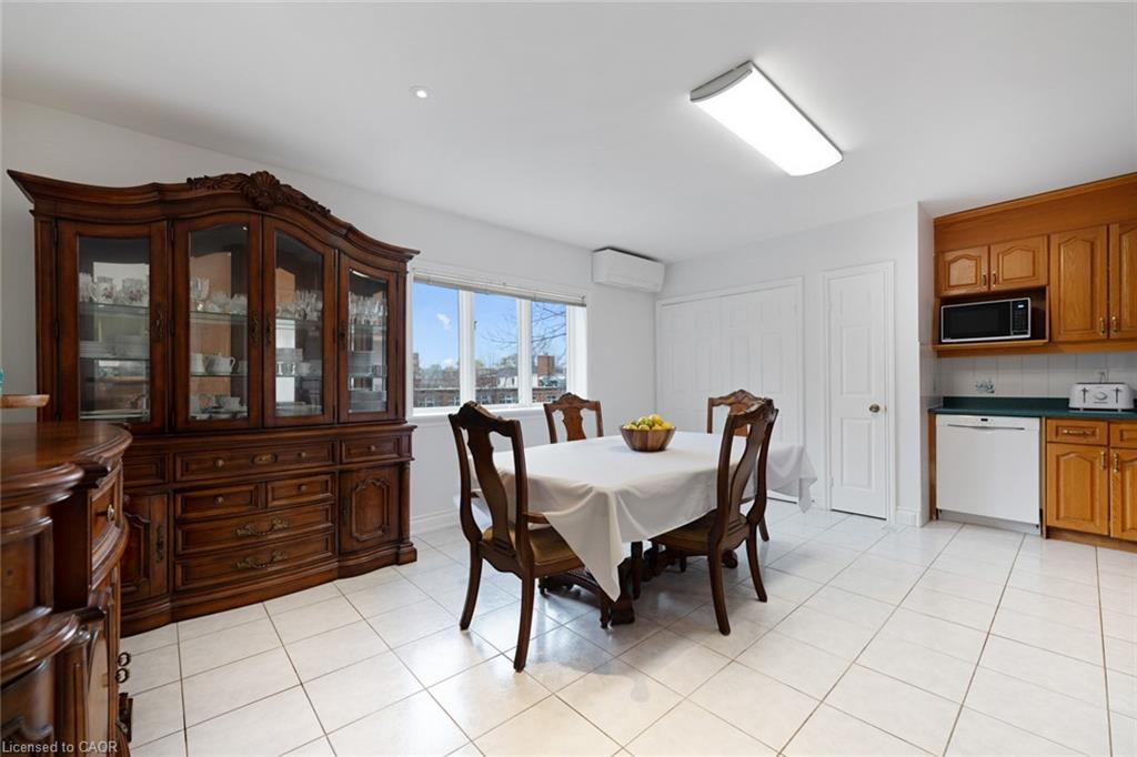 14 Churchill Avenue Property Photo 19