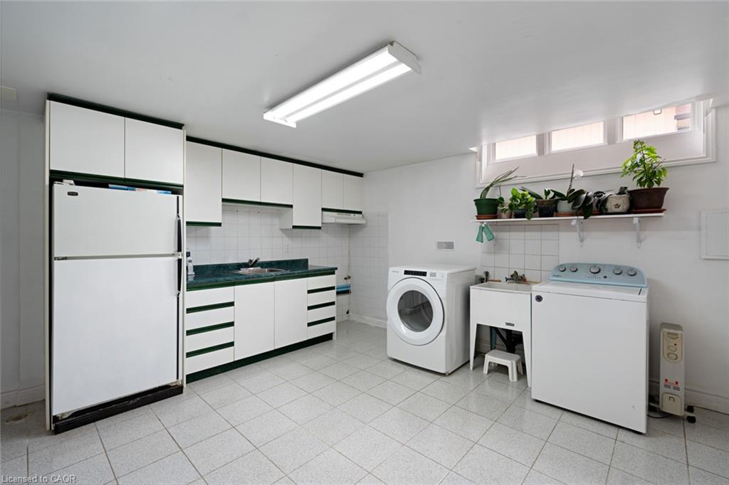 14 Churchill Avenue Property Photo 32