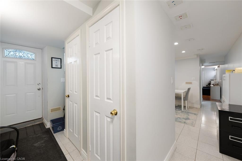 14 Churchill Avenue Property Photo 33