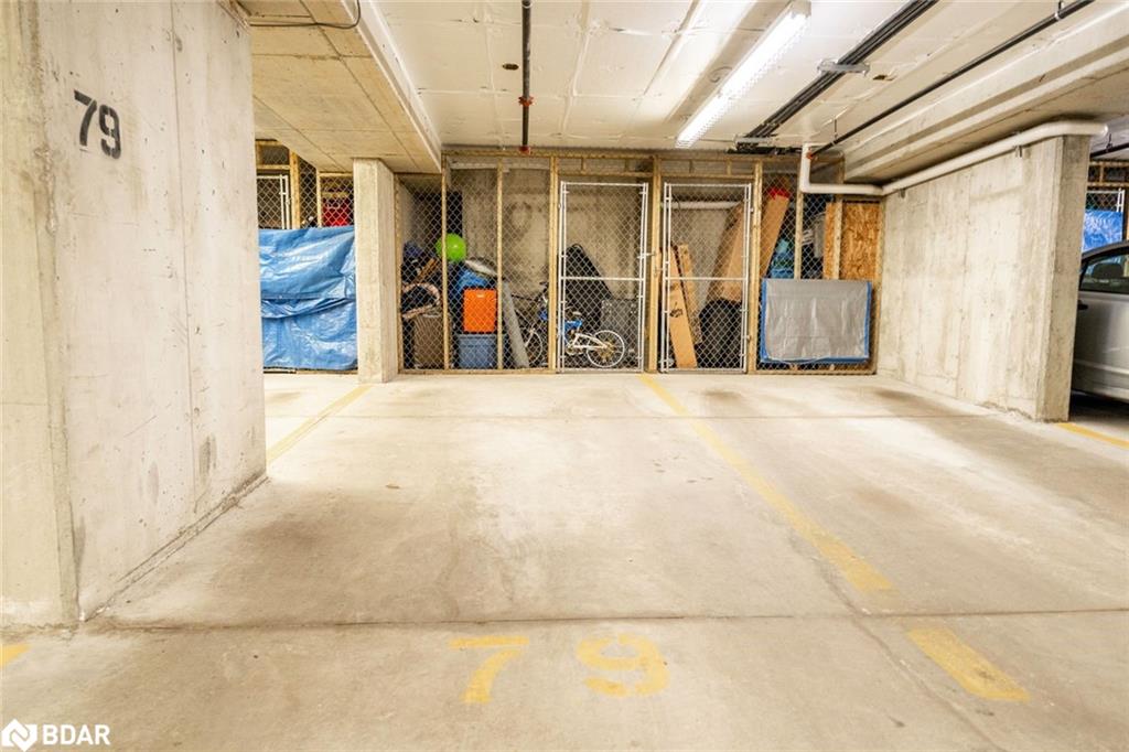 205-39 Ferndale Drive S Property Photo 11