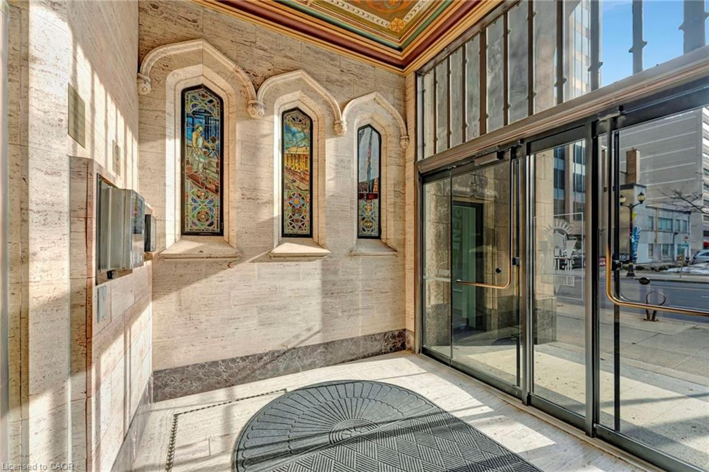 701-36 James Street S Property Photo 10