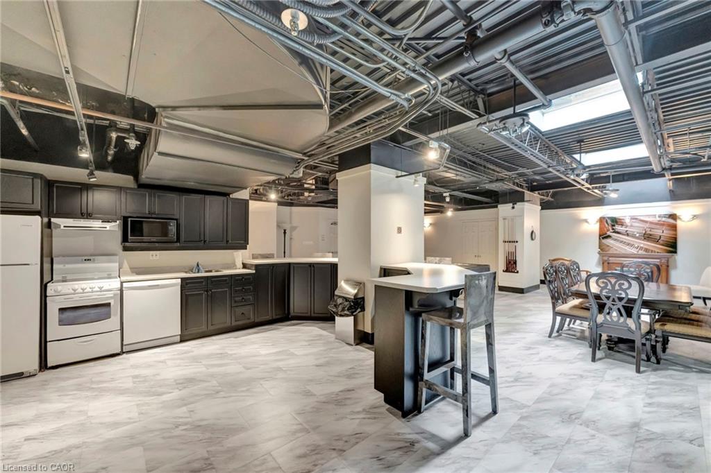 701-36 James Street S Property Photo 41