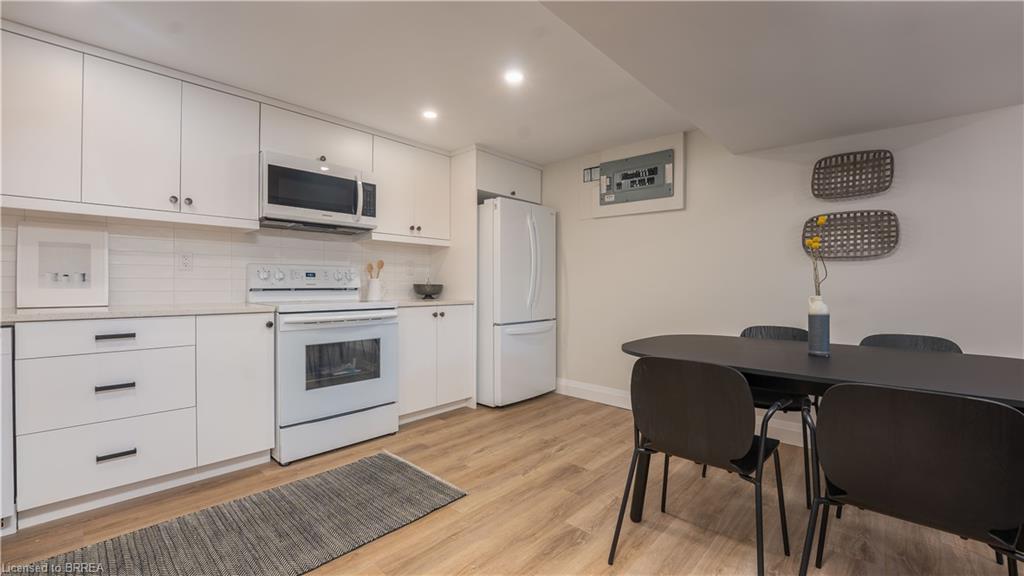 75 Henderson Avenue Property Photo 19