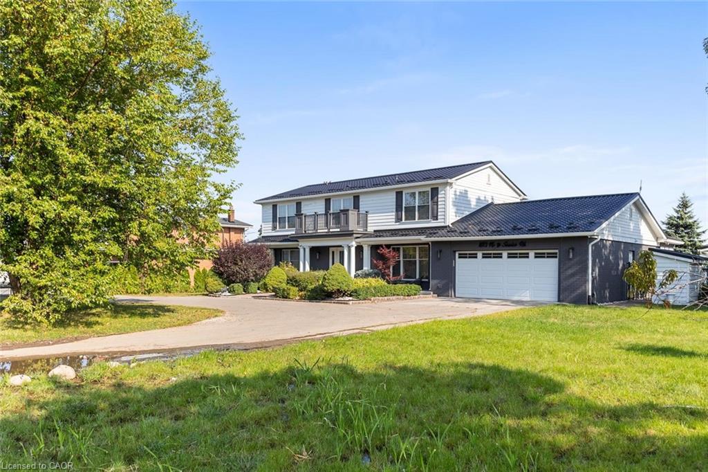 1073 N Service Road Property Photo 4