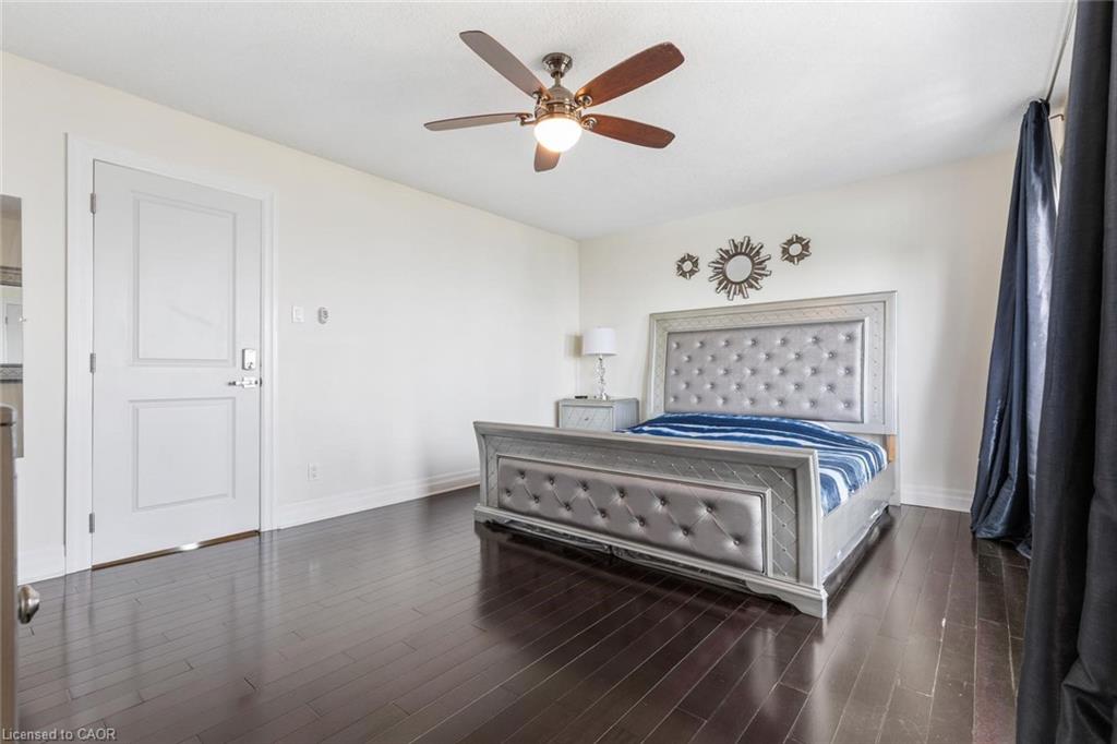 1073 N Service Road Property Photo 22