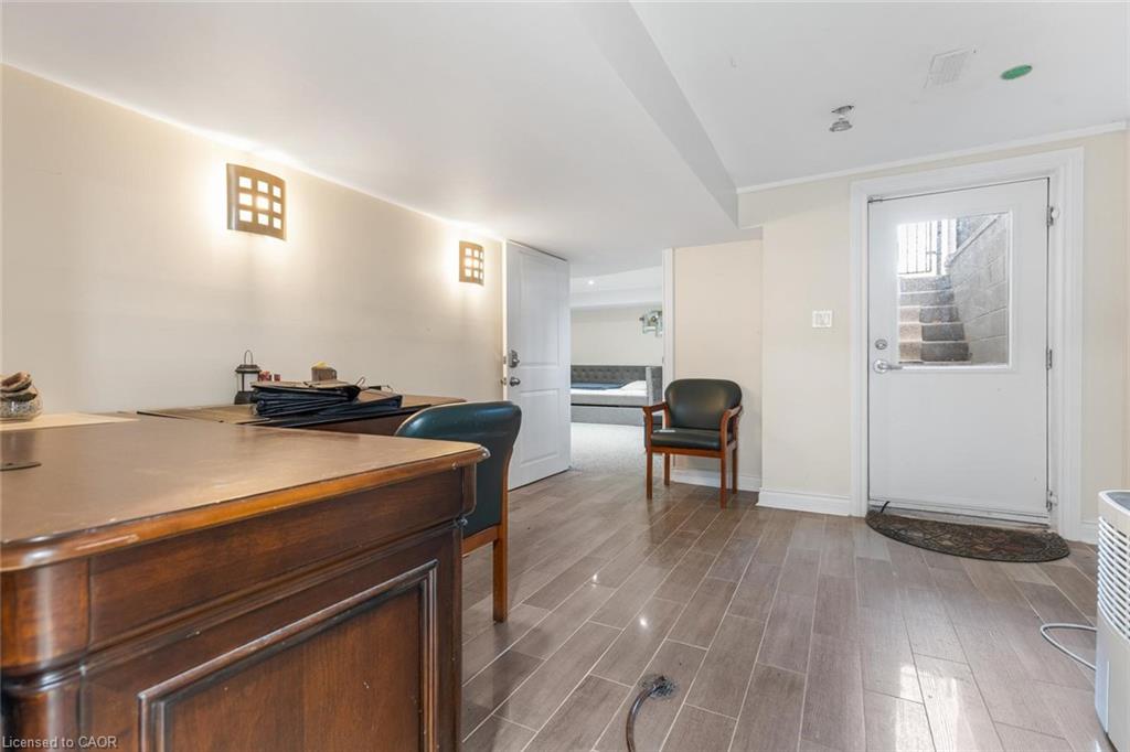 1073 N Service Road Property Photo 36