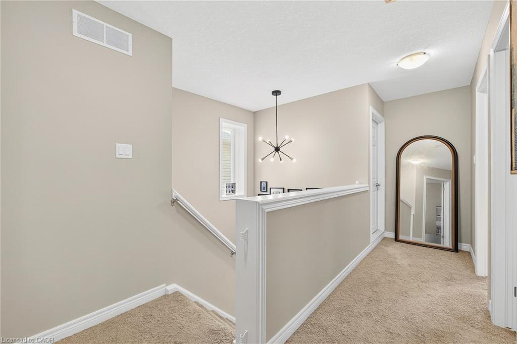 110 Oakes Crescent Property Photo 22