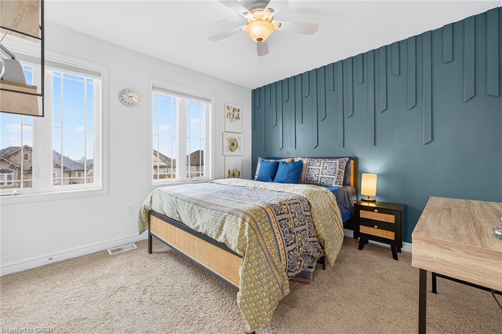 110 Oakes Crescent Property Photo 23