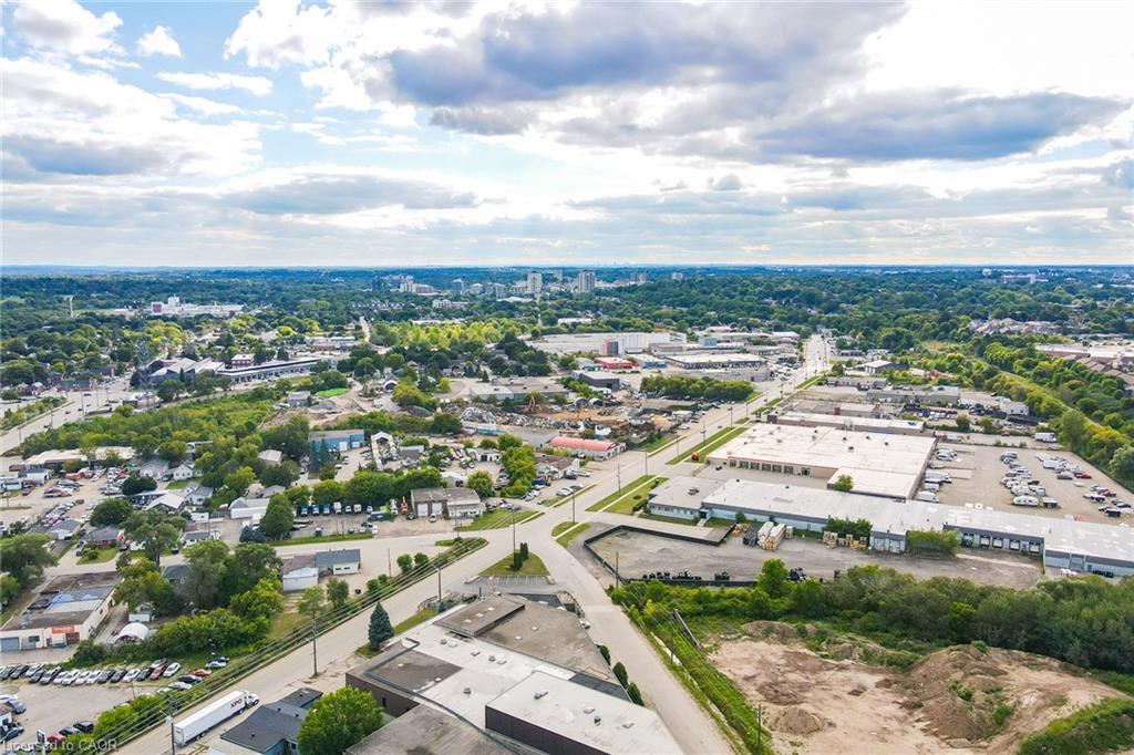 110 Oakes Crescent Property Photo 48