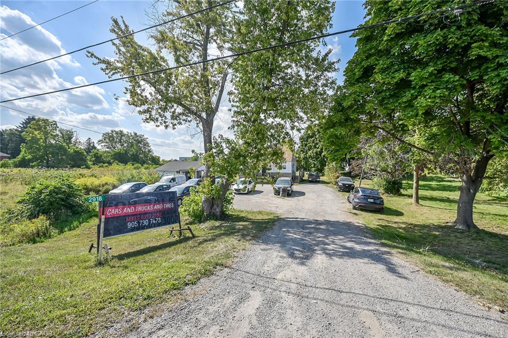 2918 Upper James Street Property Photo 3