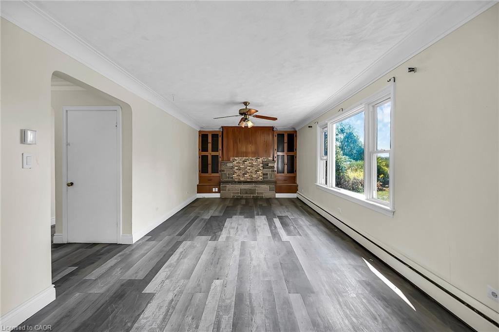 2918 Upper James Street Property Photo 12