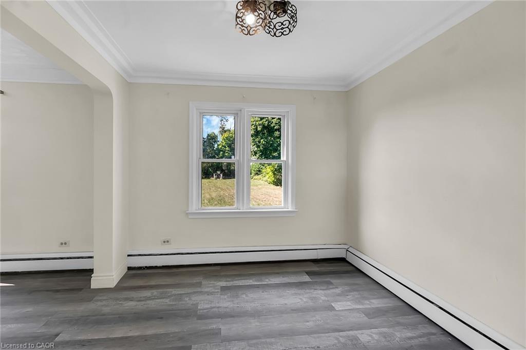 2918 Upper James Street Property Photo 15