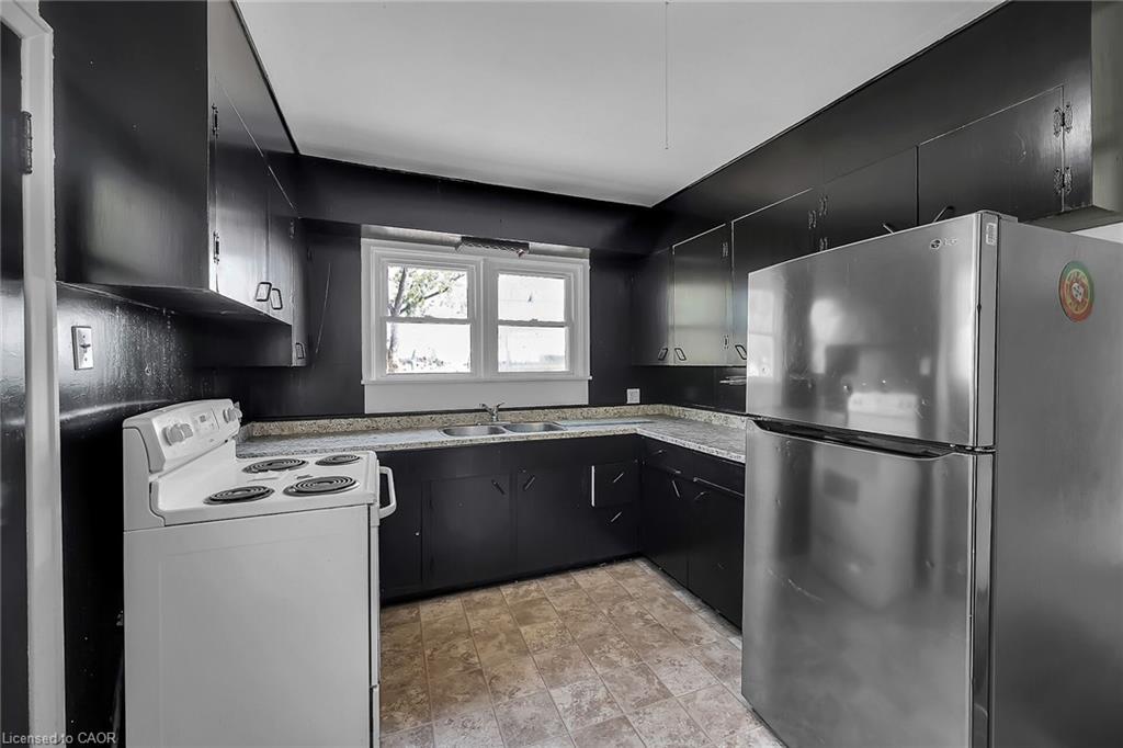 2918 Upper James Street Property Photo 19