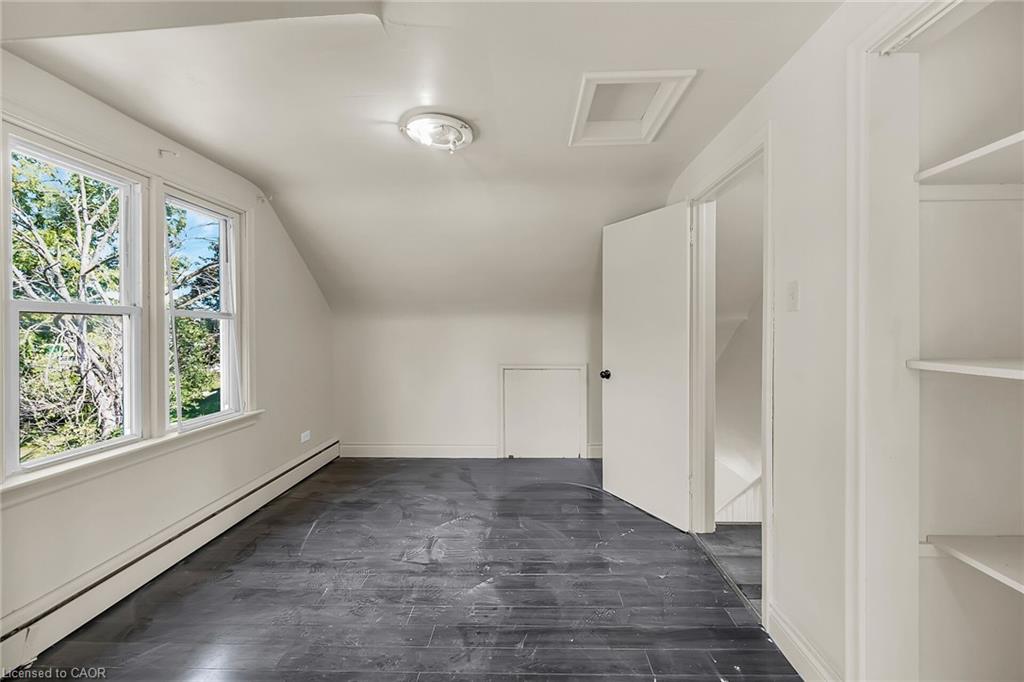 2918 Upper James Street Property Photo 26