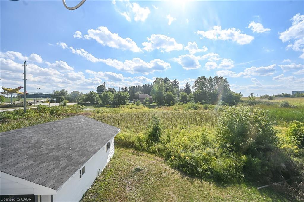 2918 Upper James Street Property Photo 33