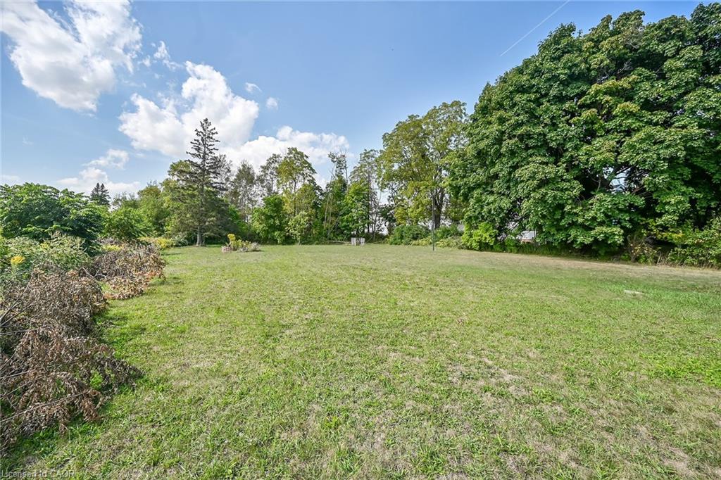 2918 Upper James Street Property Photo 44