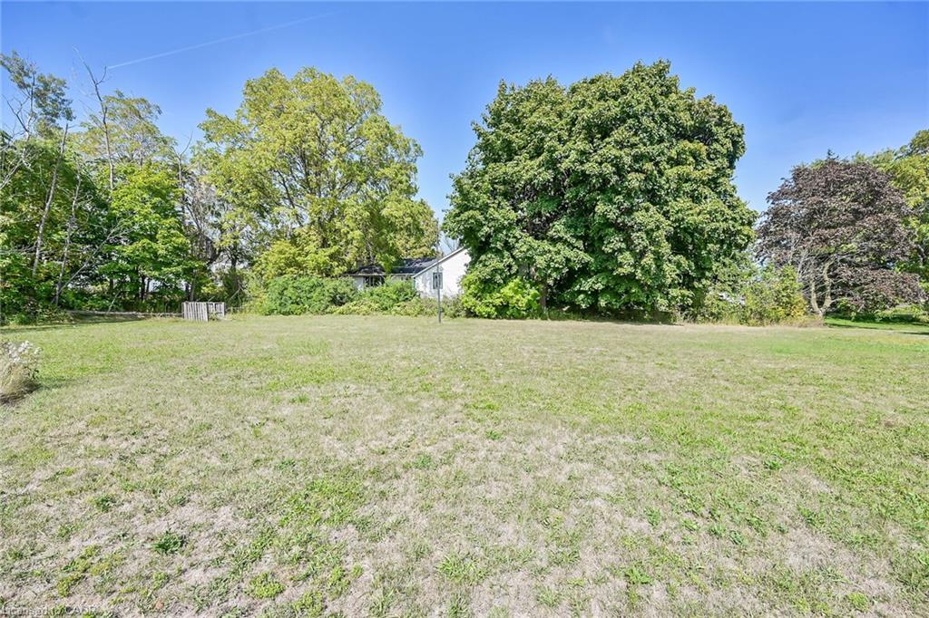 2918 Upper James Street Property Photo 46