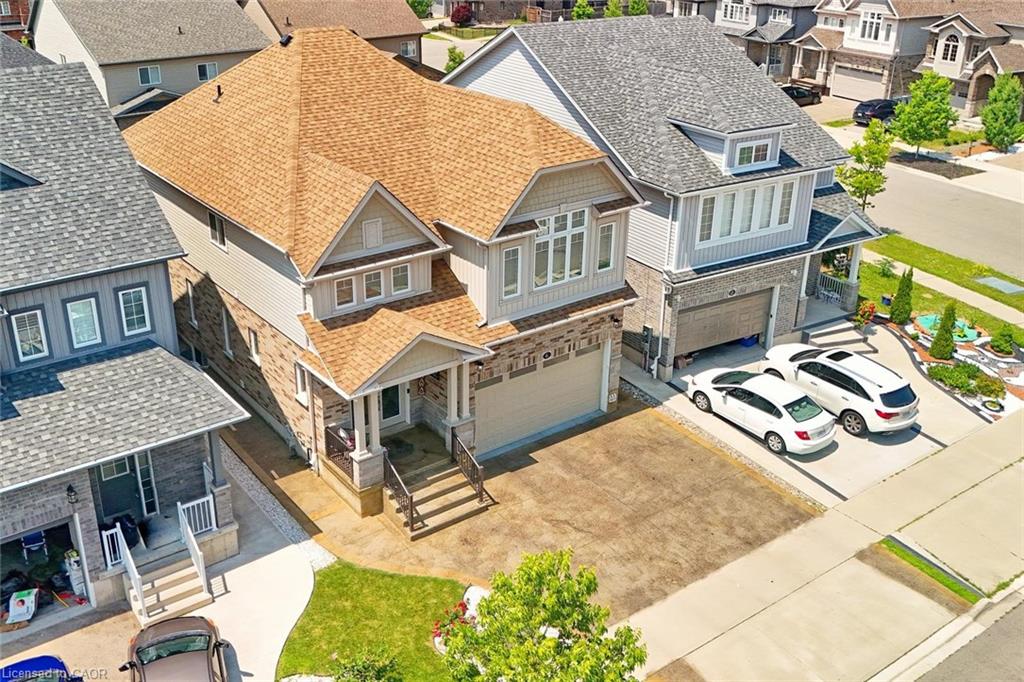 6 Wildflower Street Property Photo 4