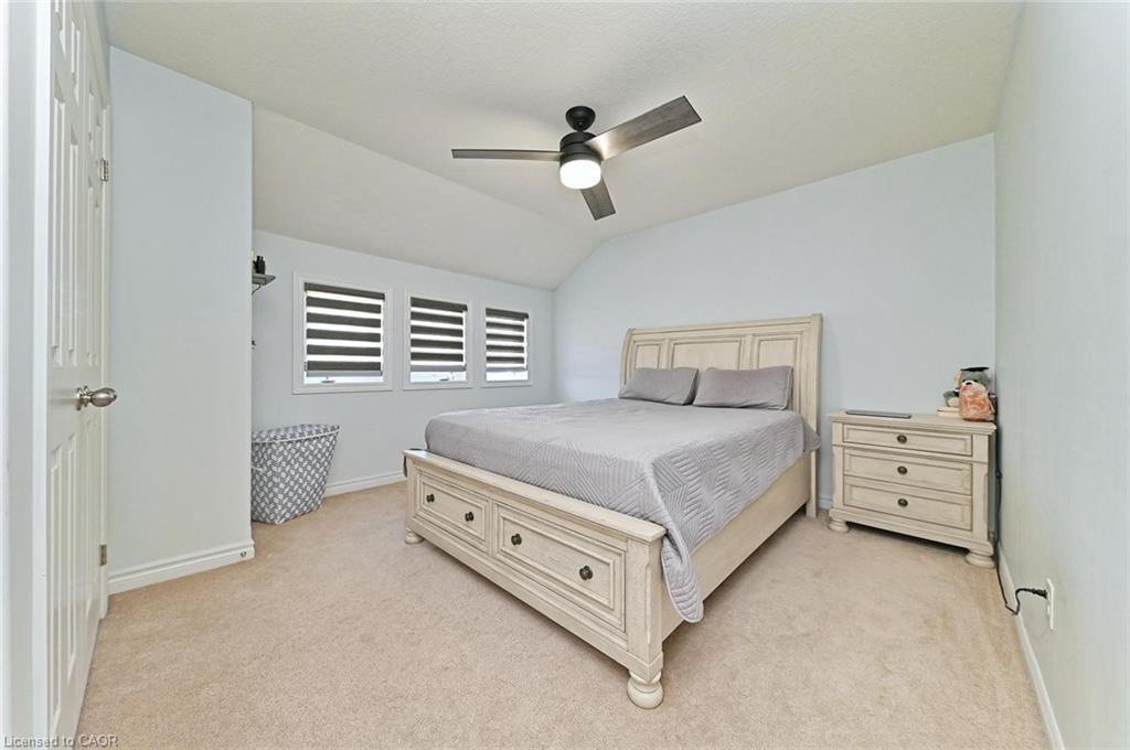 6 Wildflower Street Property Photo 11