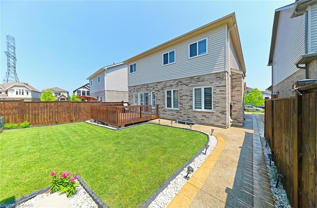 6 Wildflower Street Property Photo 39