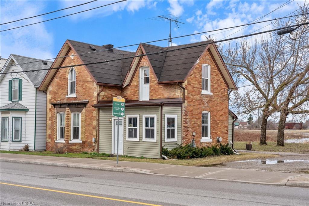 43 Main Street N Property Photo 2