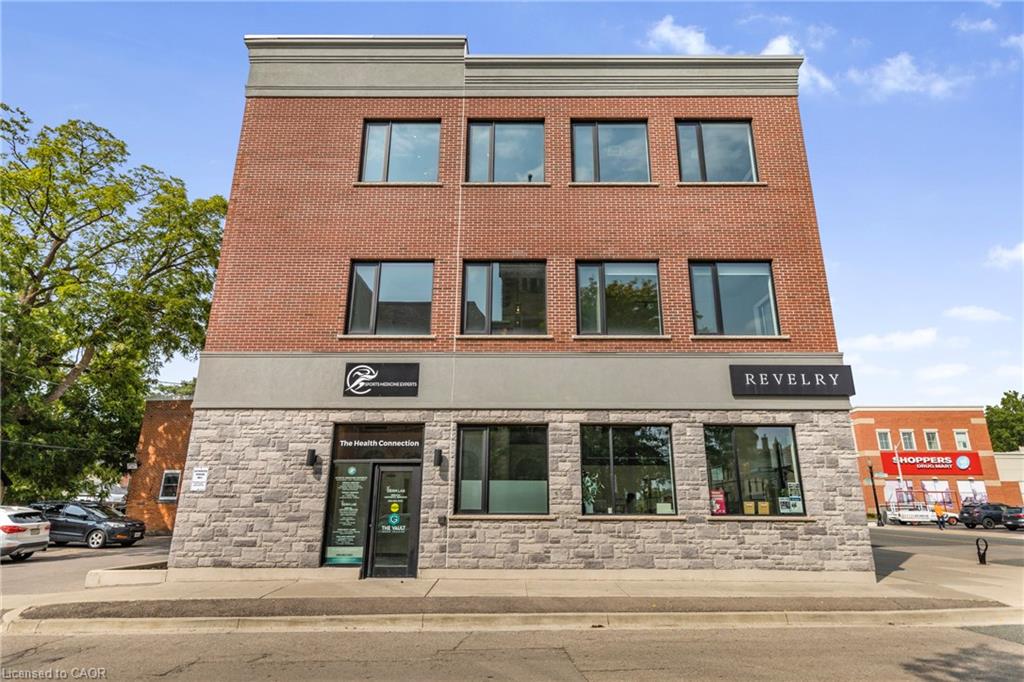 3-112 King Street W Property Photo 3