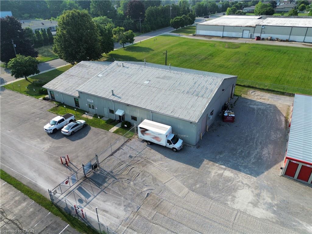 101 Donly Drive S Property Photo 2