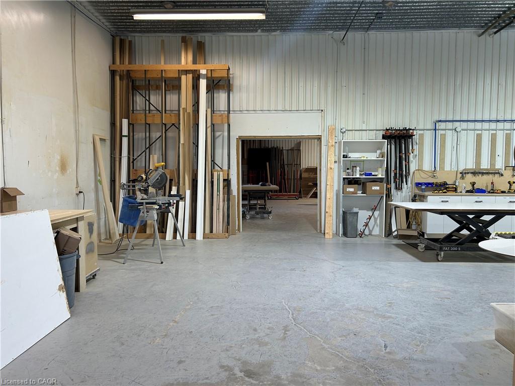 101 Donly Drive S Property Photo 12