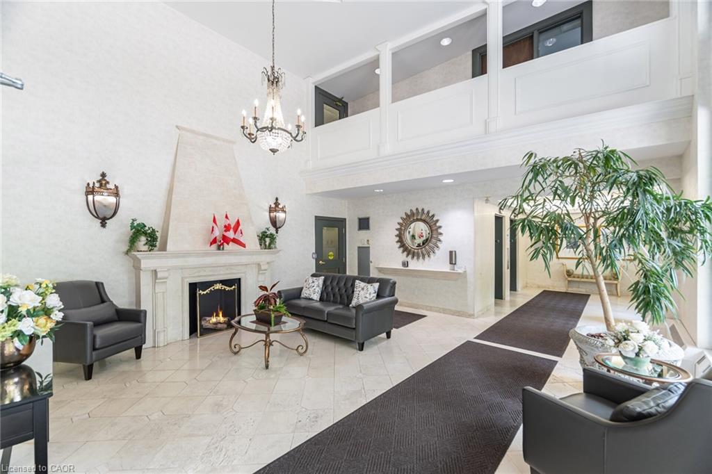 204-77 Governors Road Property Photo 4