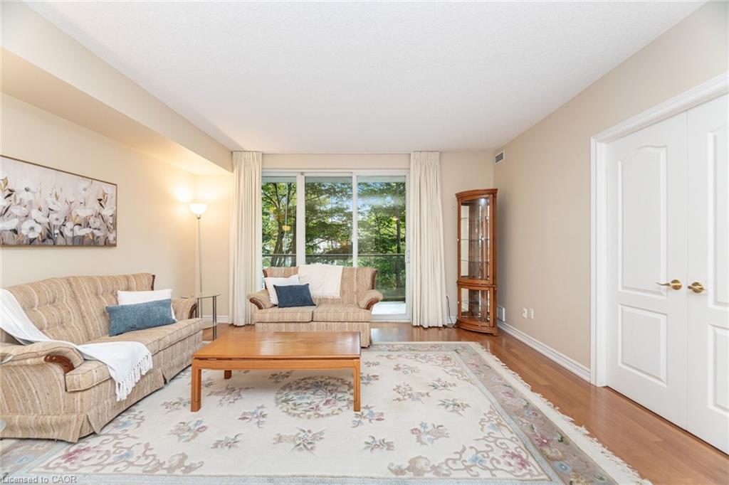 204-77 Governors Road Property Photo 10