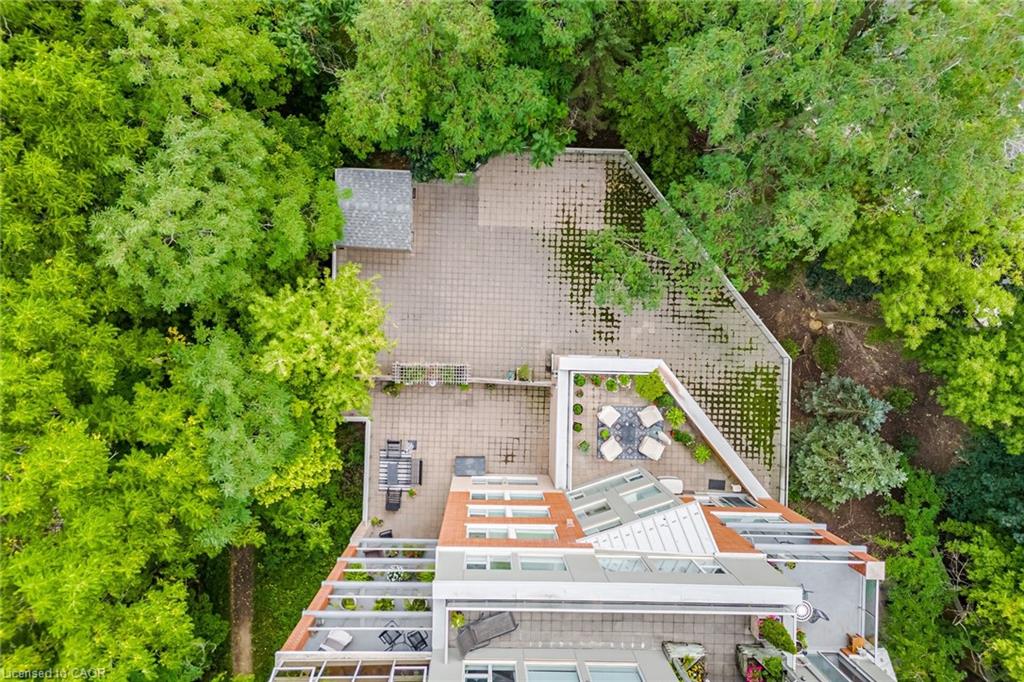 204-77 Governors Road Property Photo 47