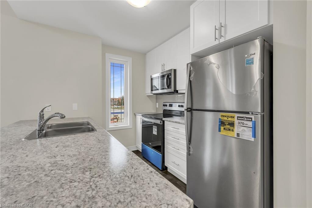 32-19 Picardy Drive Property Photo 7