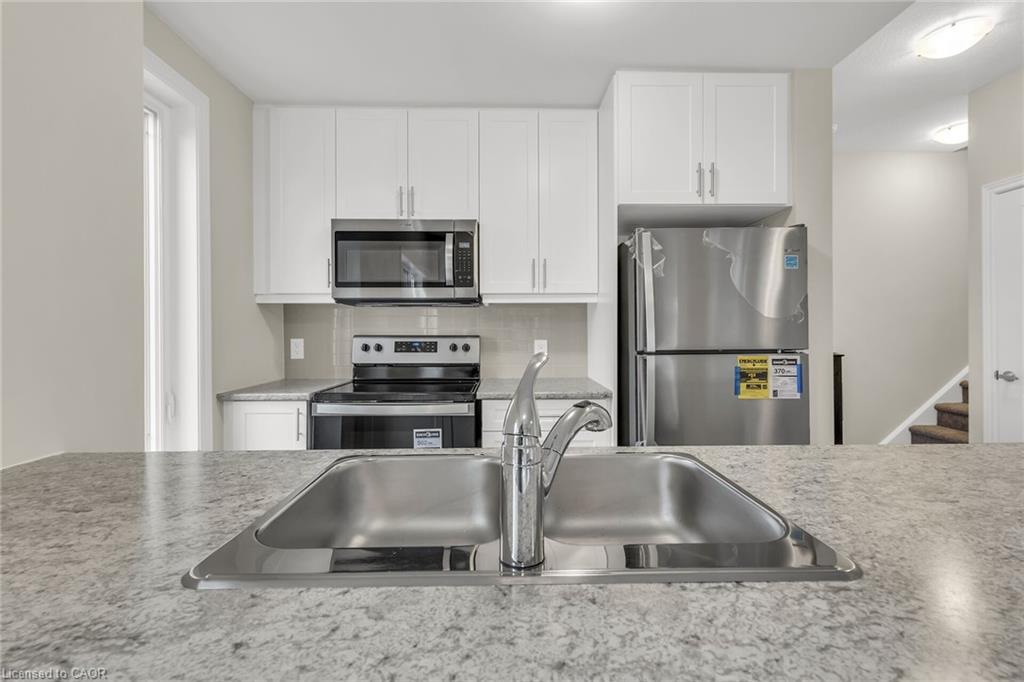 32-19 Picardy Drive Property Photo 9