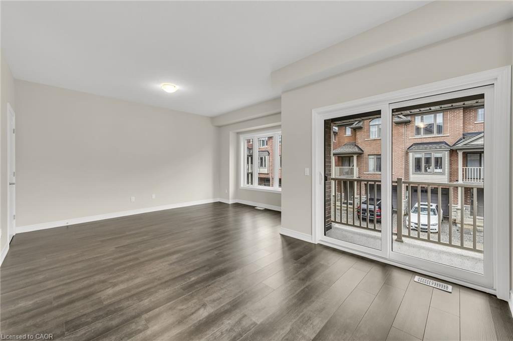 32-19 Picardy Drive Property Photo 10