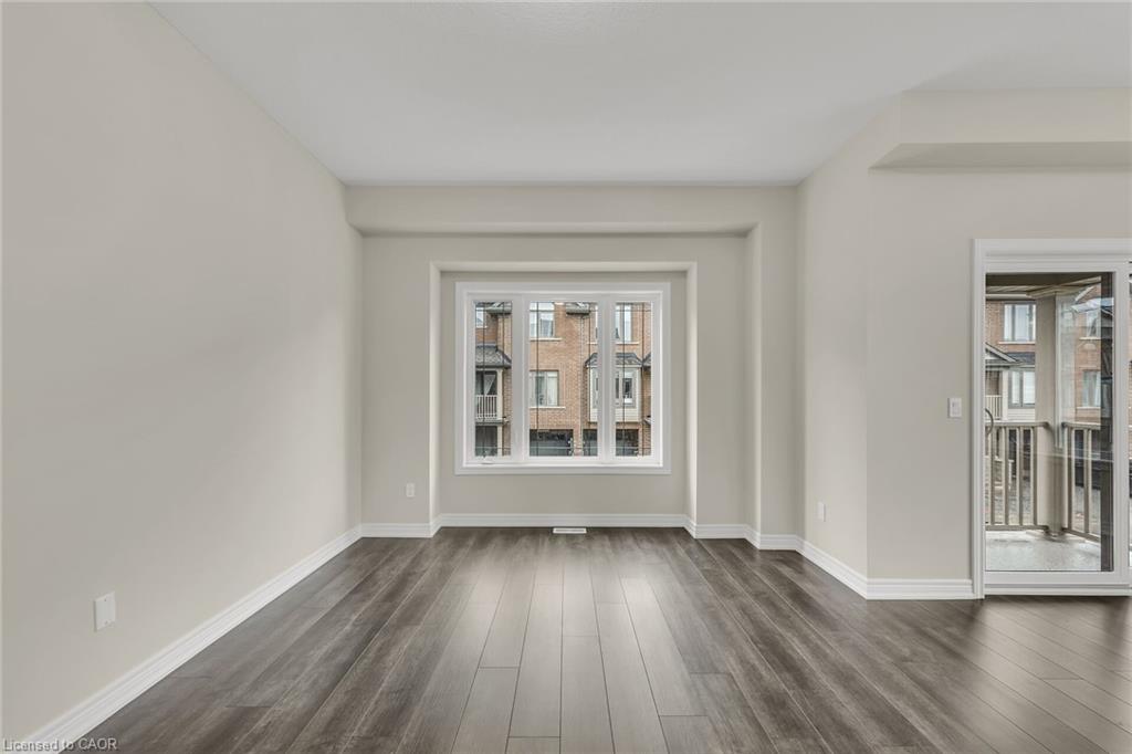 32-19 Picardy Drive Property Photo 17