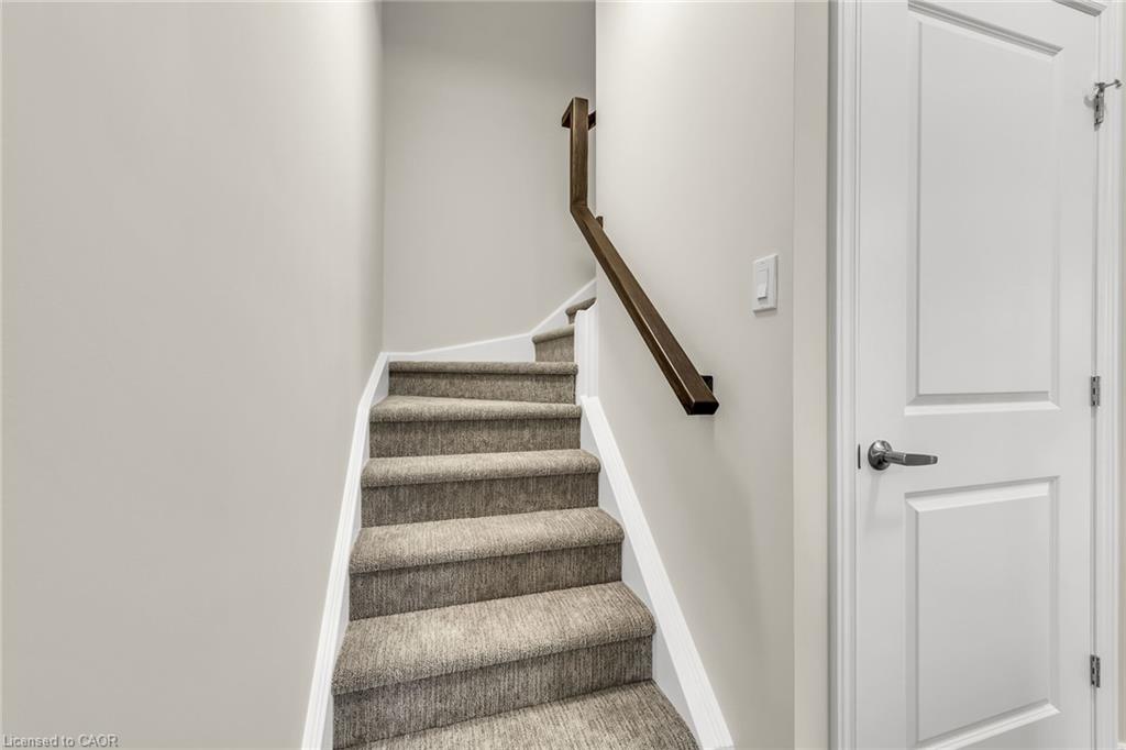 32-19 Picardy Drive Property Photo 25