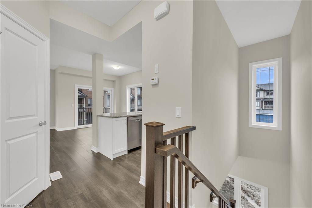 32-19 Picardy Drive Property Photo 27