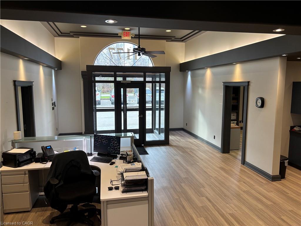 1177 King Road Property Photo 2