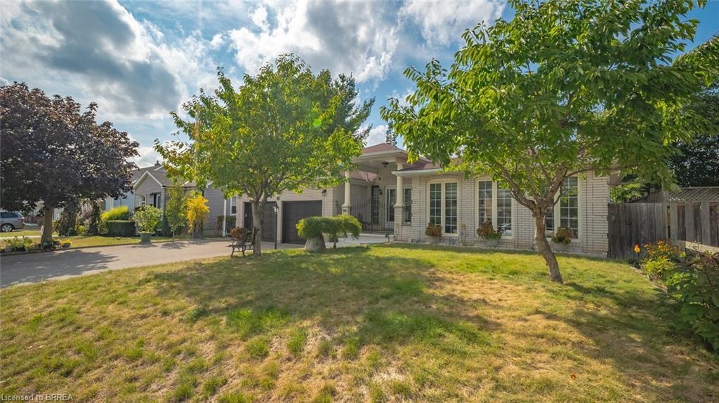 90 North Park Street Property Photo 6