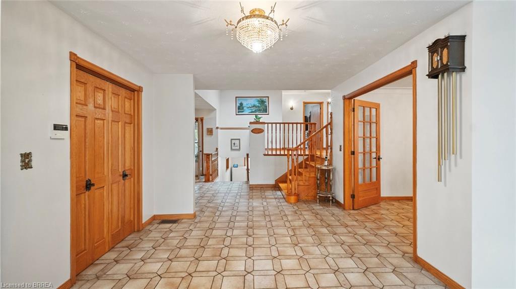 90 North Park Street Property Photo 12