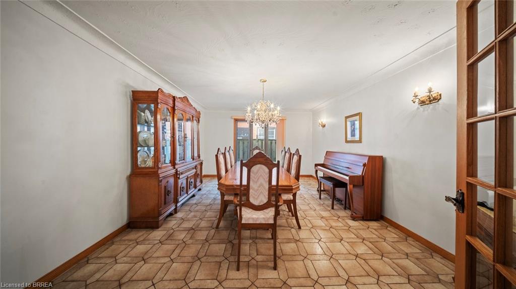 90 North Park Street Property Photo 14