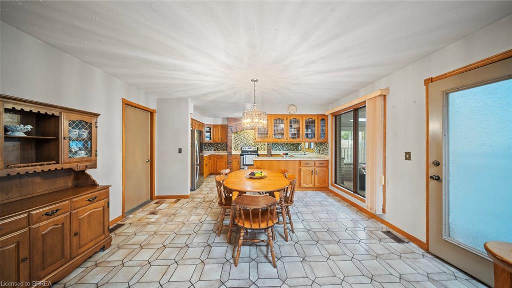 90 North Park Street Property Photo 16