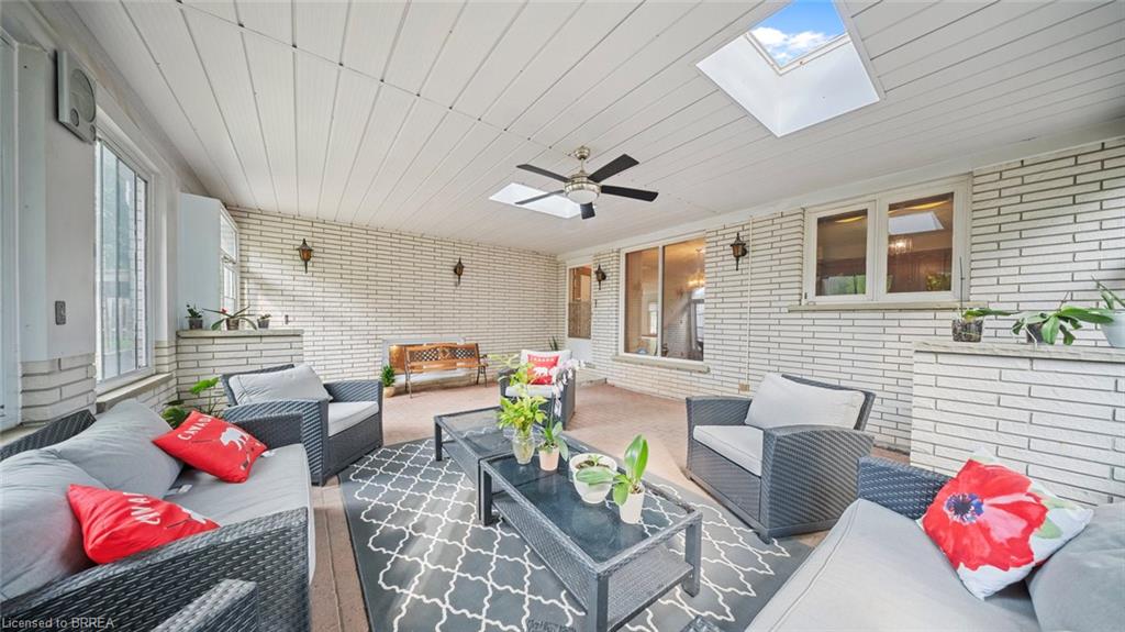 90 North Park Street Property Photo 24